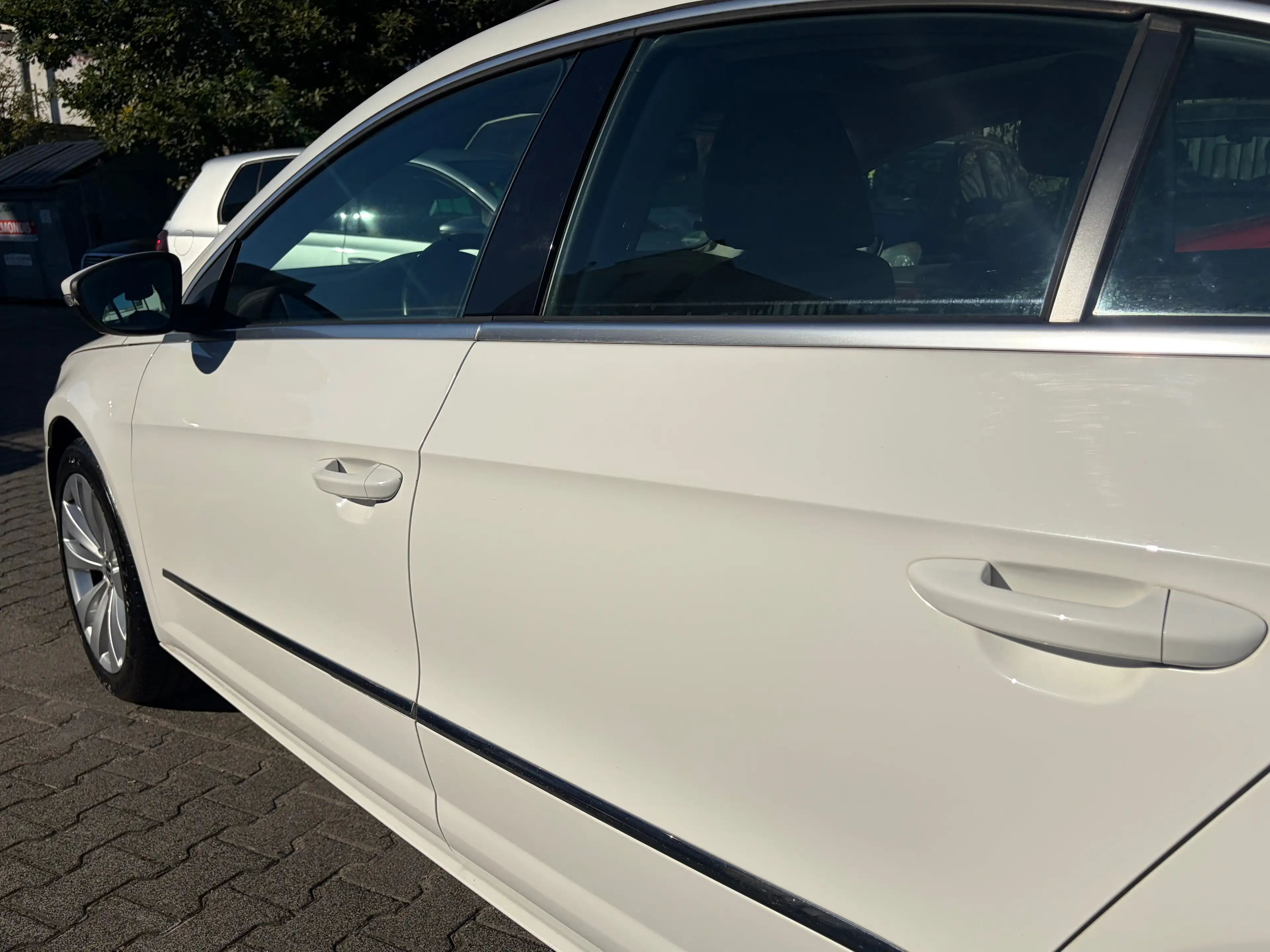 Volkswagen Passat CC Kamera*Pano*2.Hand*Leder*SHZ*Temp.*PDC*HU/AU Neu* — photo 4