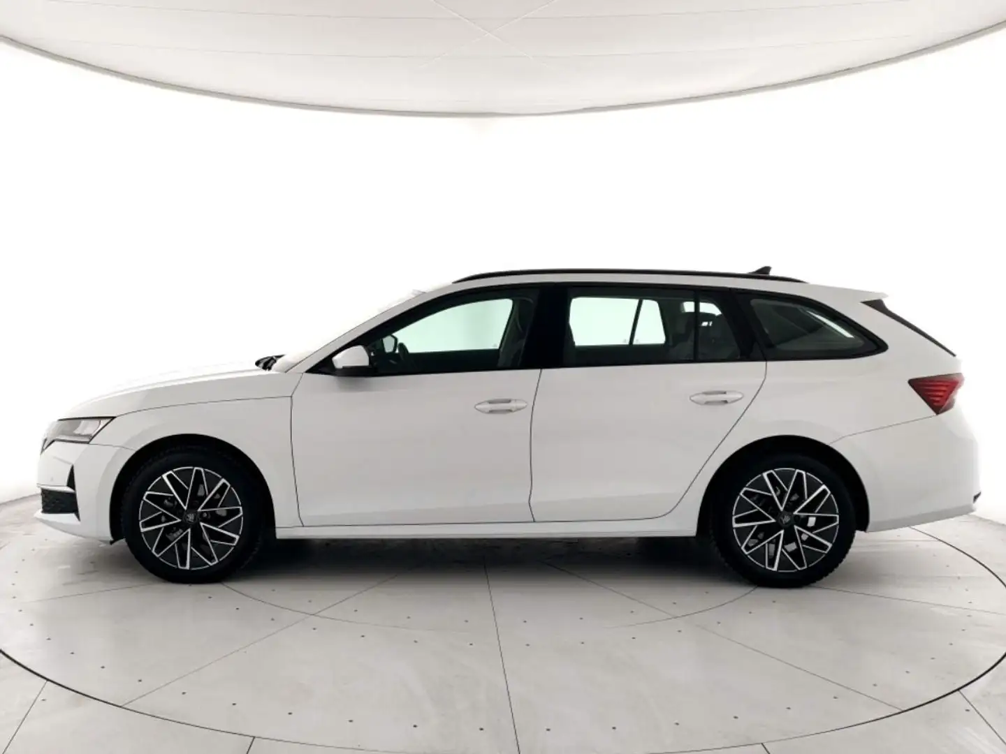 Skoda Octavia Wagon 2.0 tdi Executive 150cv dsg Bianco - 2