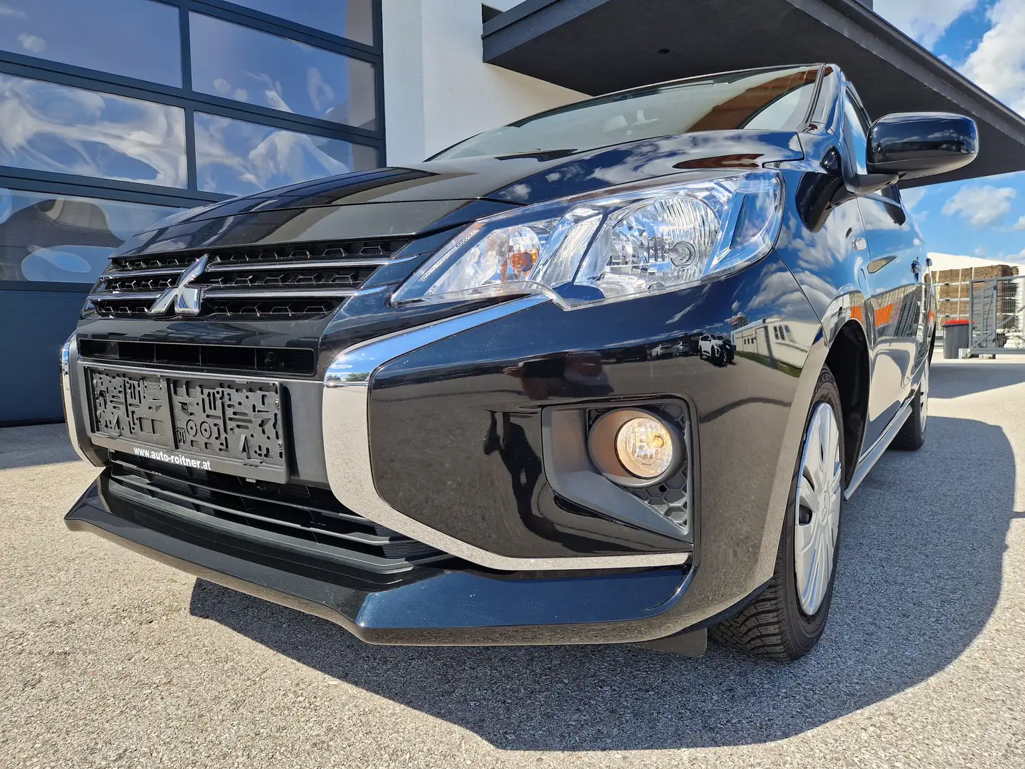 Mitsubishi Space Star 1,2 MIVEC AS&G INFORM Schwarz - 2