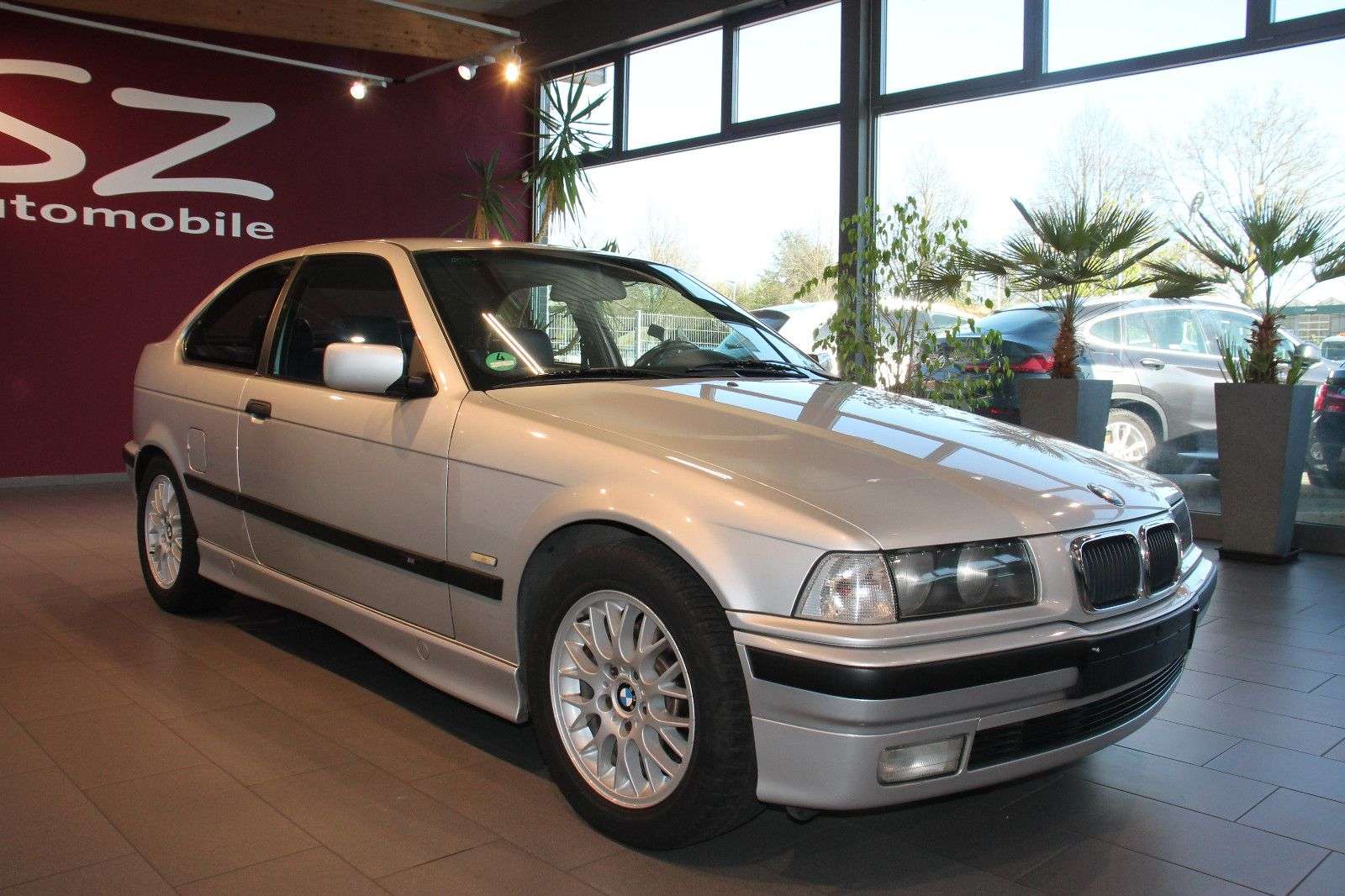 Second hand Bmw 3 Series 