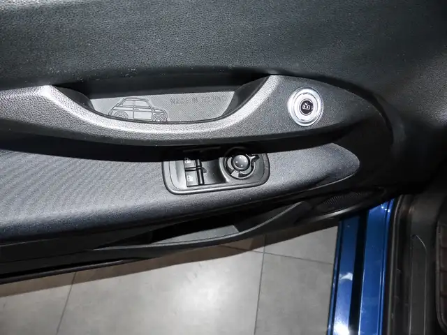 Fiat 500e view 13