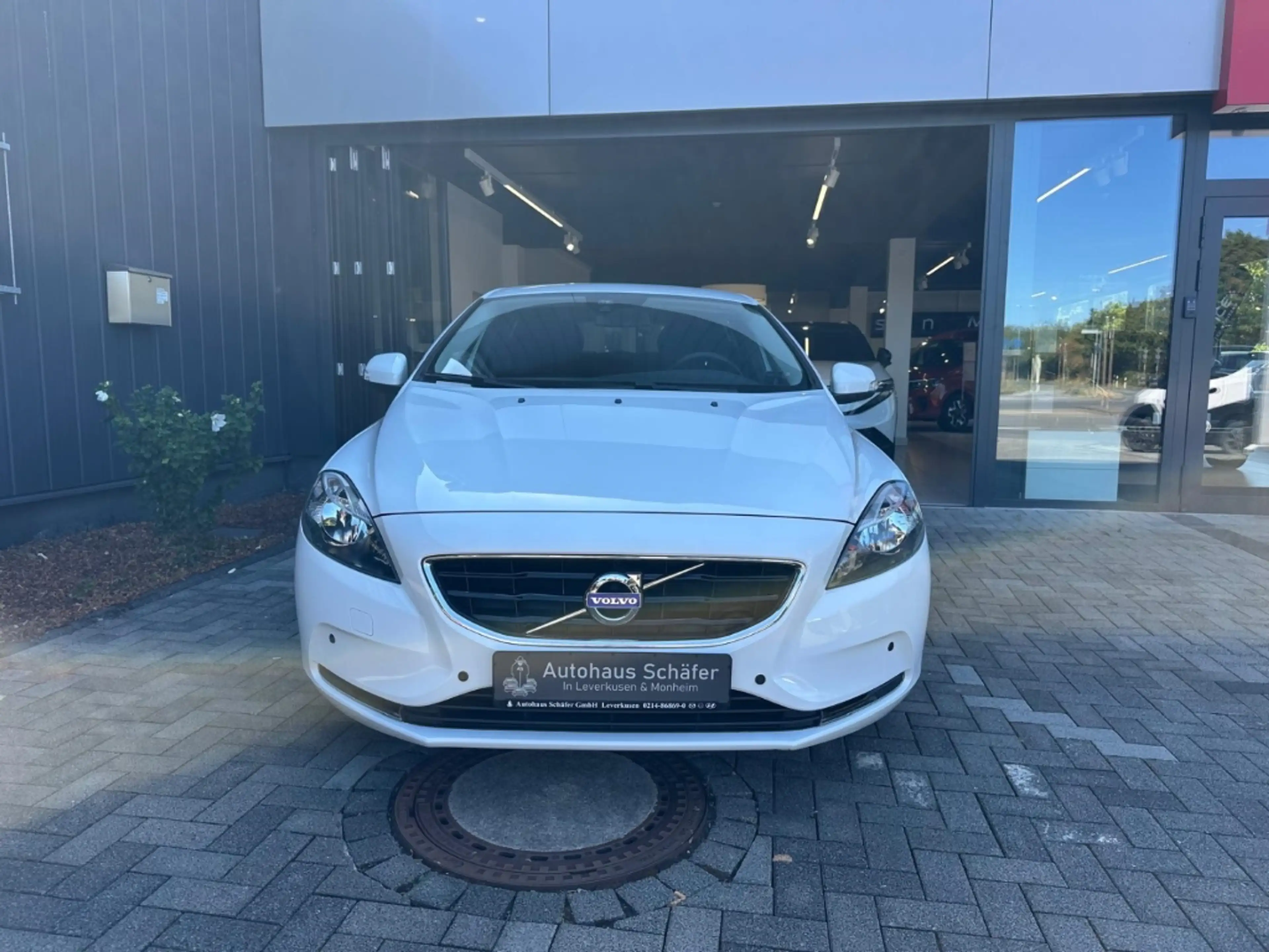 Volvo V40 You! T2 Navi Digitales Cockpit Soundsystem Sperrdi — photo 2
