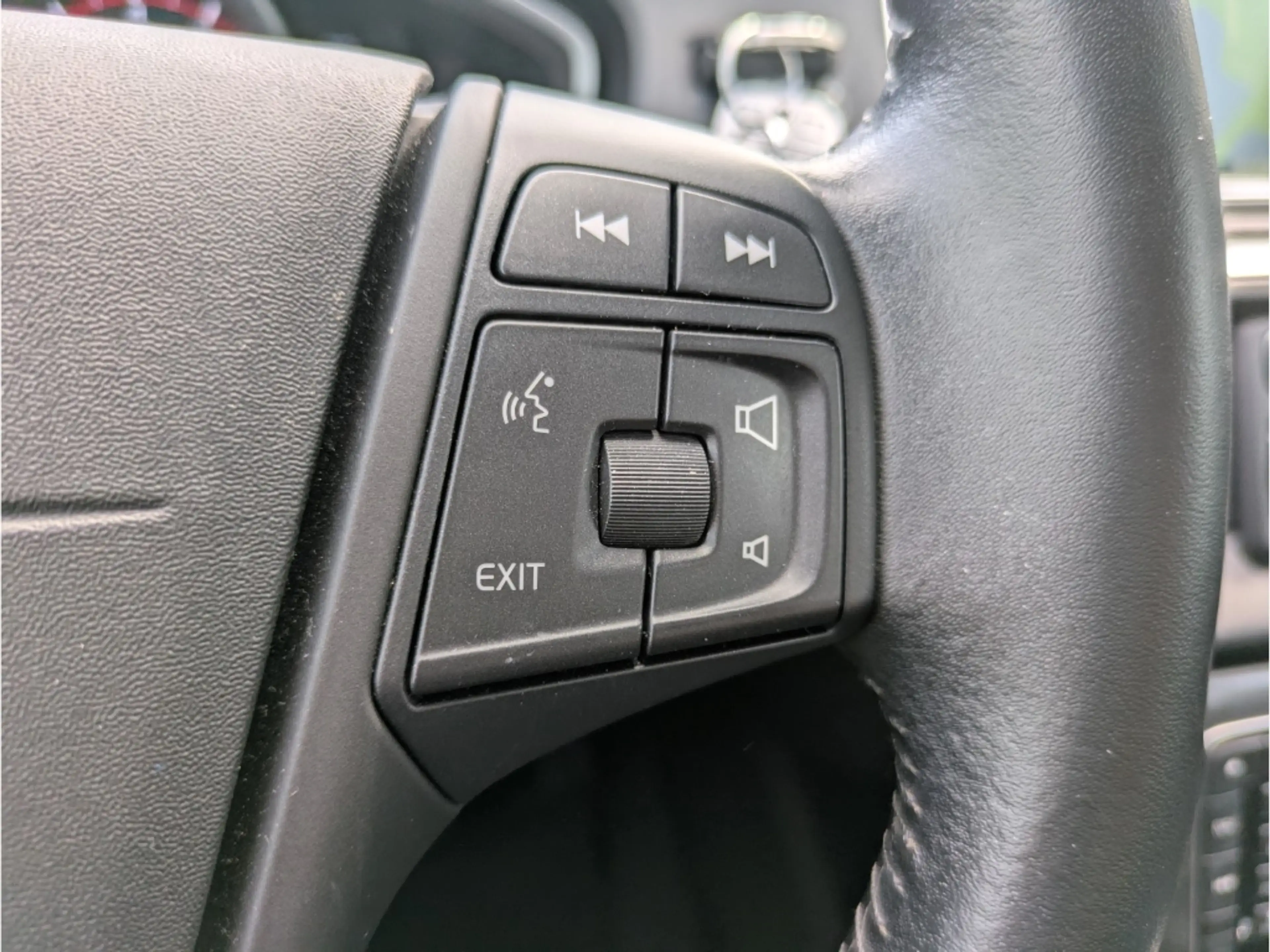 Volvo V40 You! T2 Navi Digitales Cockpit Soundsystem Sperrdi — photo 10
