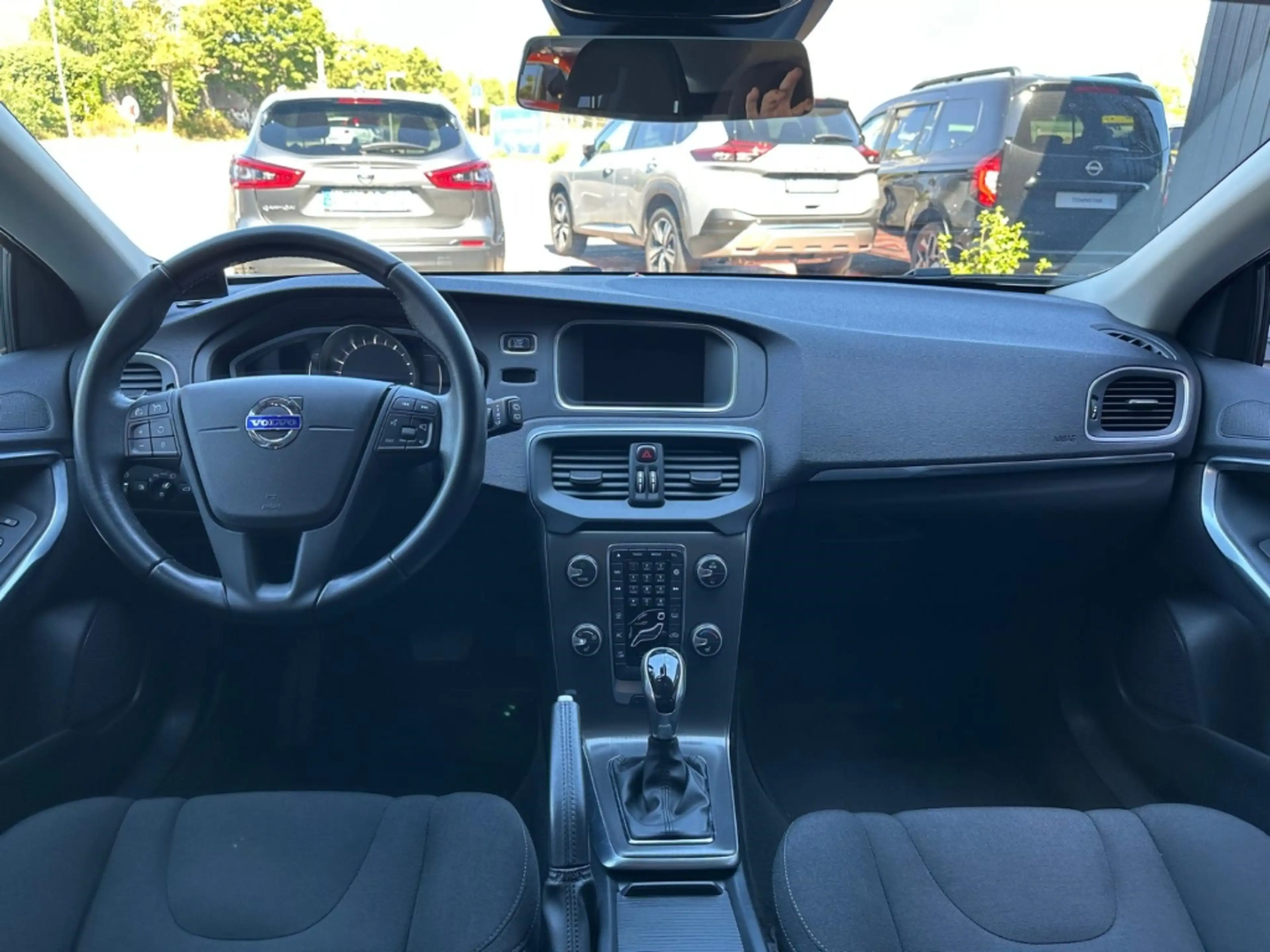 Volvo V40 You! T2 Navi Digitales Cockpit Soundsystem Sperrdi — photo 7