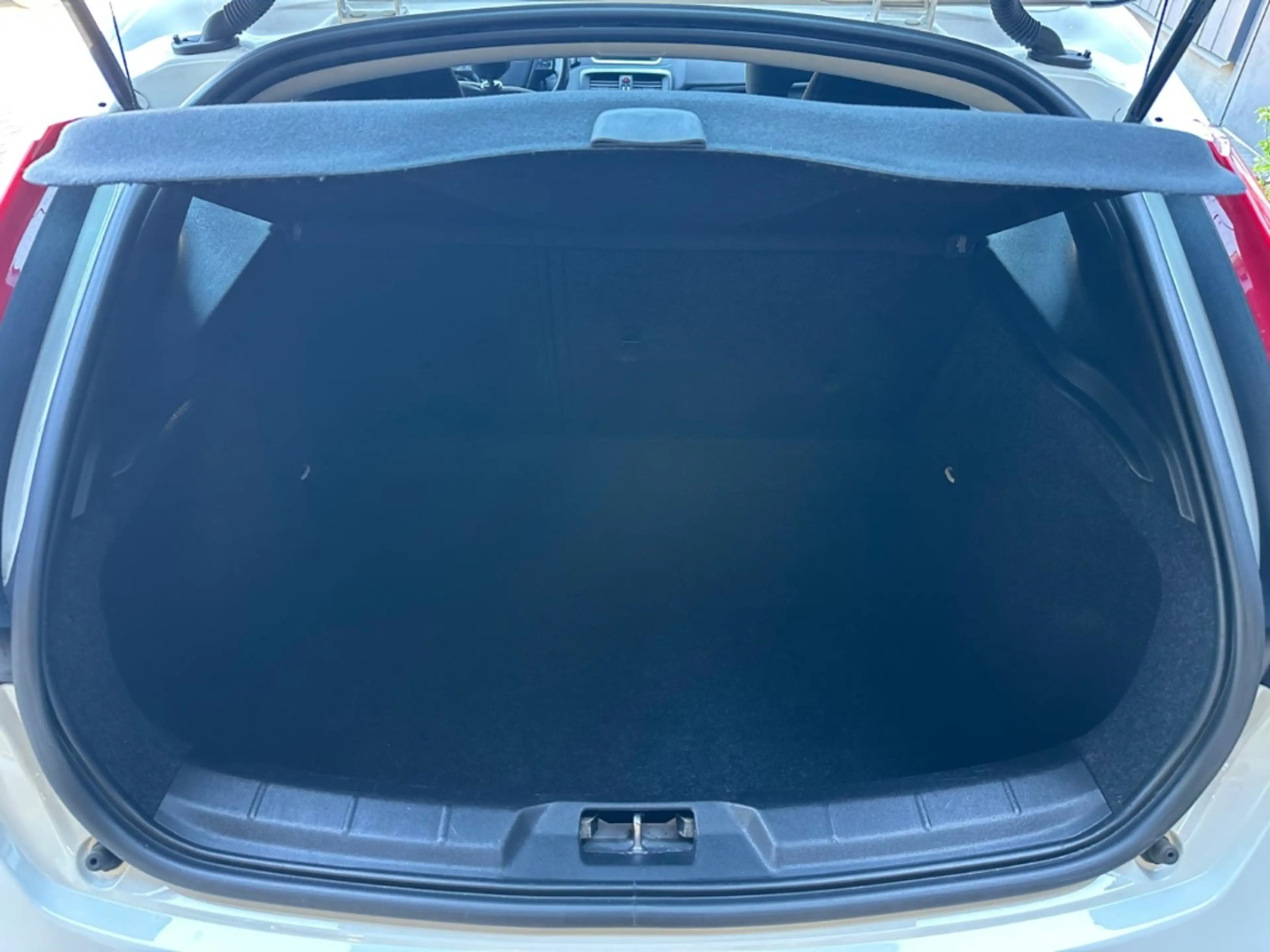 Volvo V40 You! T2 Navi Digitales Cockpit Soundsystem Sperrdi — photo 15