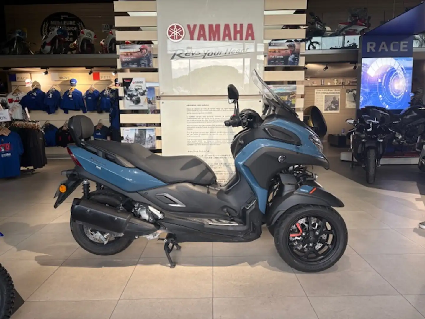 Yamaha TriCity Blauw - 1