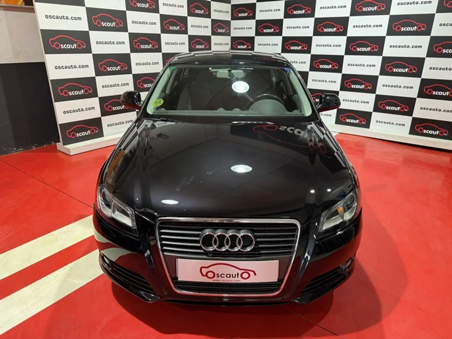 Audi A3 Sportback 1.9TDI Ambition S-T DPF Noir - 2