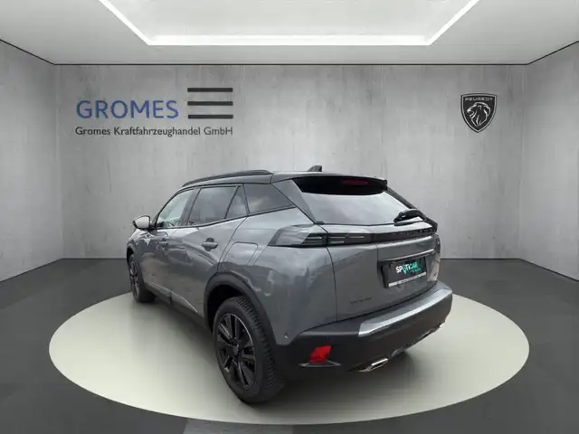 Peugeot 2008 view 5
