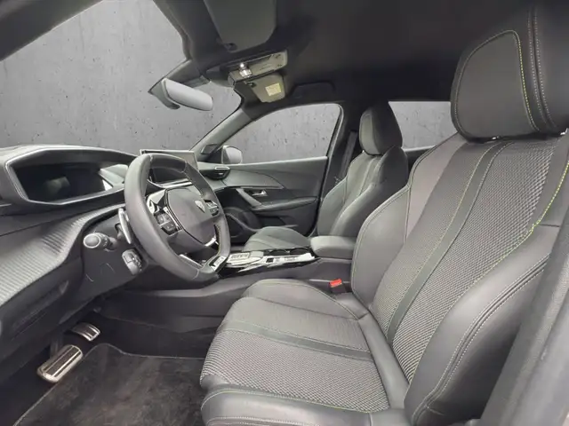 Peugeot 2008 view 9