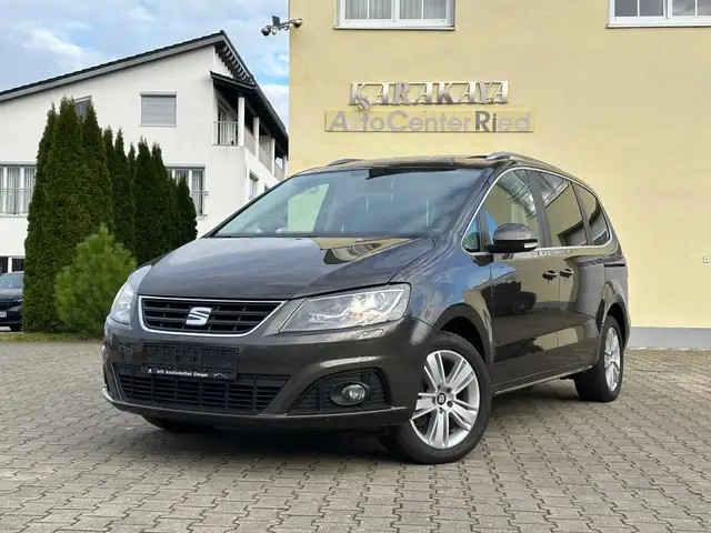 SEAT Alhambra 2.0 TDI Style 7 Sitzer/Bi Xenon/Pano/Temp./Ahk/Eu6