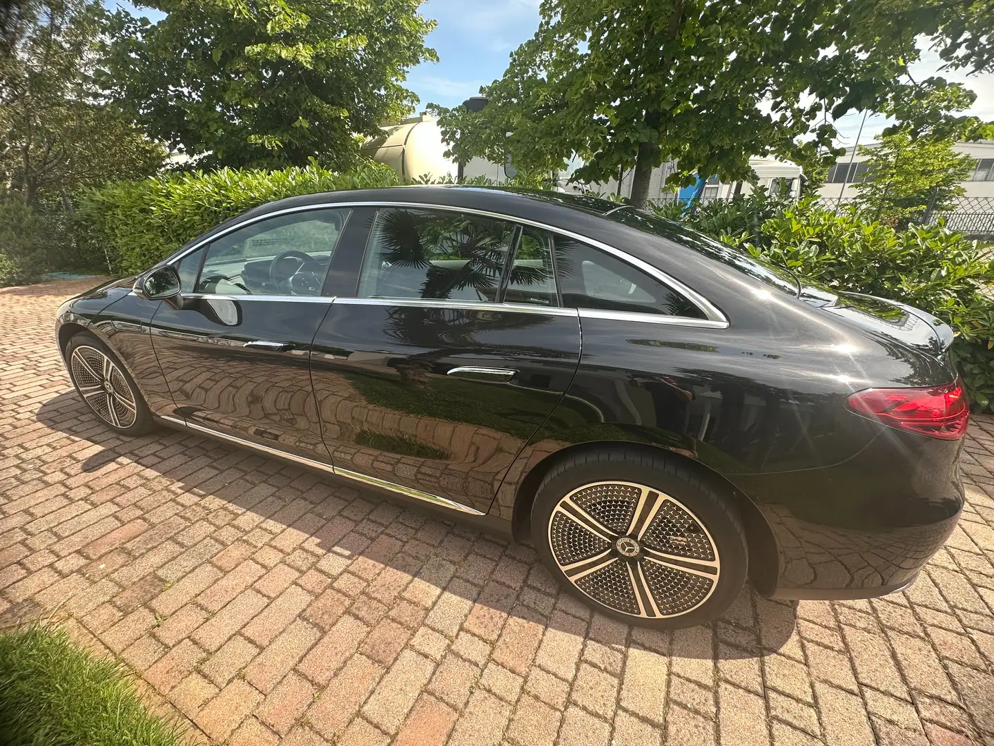 Mercedes-Benz EQE 350 EQE 350+ Launch Edition Premium Nero - 1