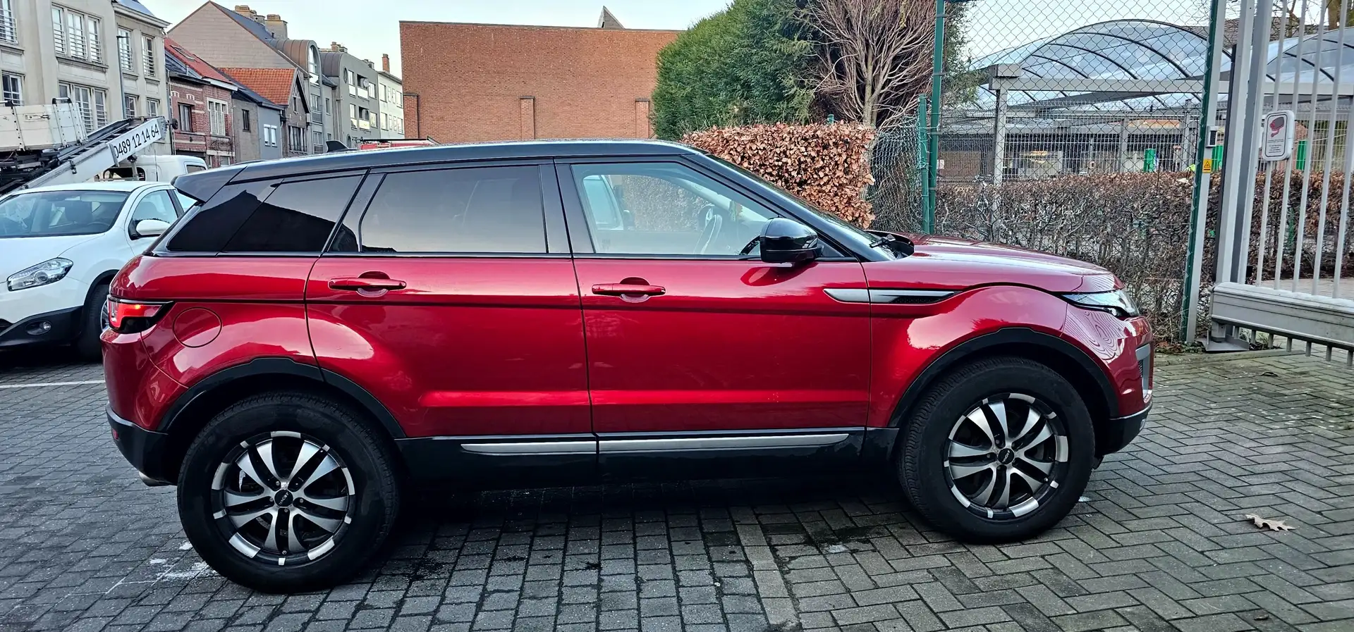 Land Rover Range Rover Evoque Range Rover Evoque TD4 Aut. Pure Rouge - 2