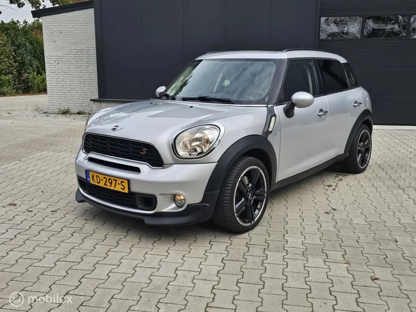 MINI Cooper S Countryman 1.6 Panodak, Airco mooie auto! Grijs - 2