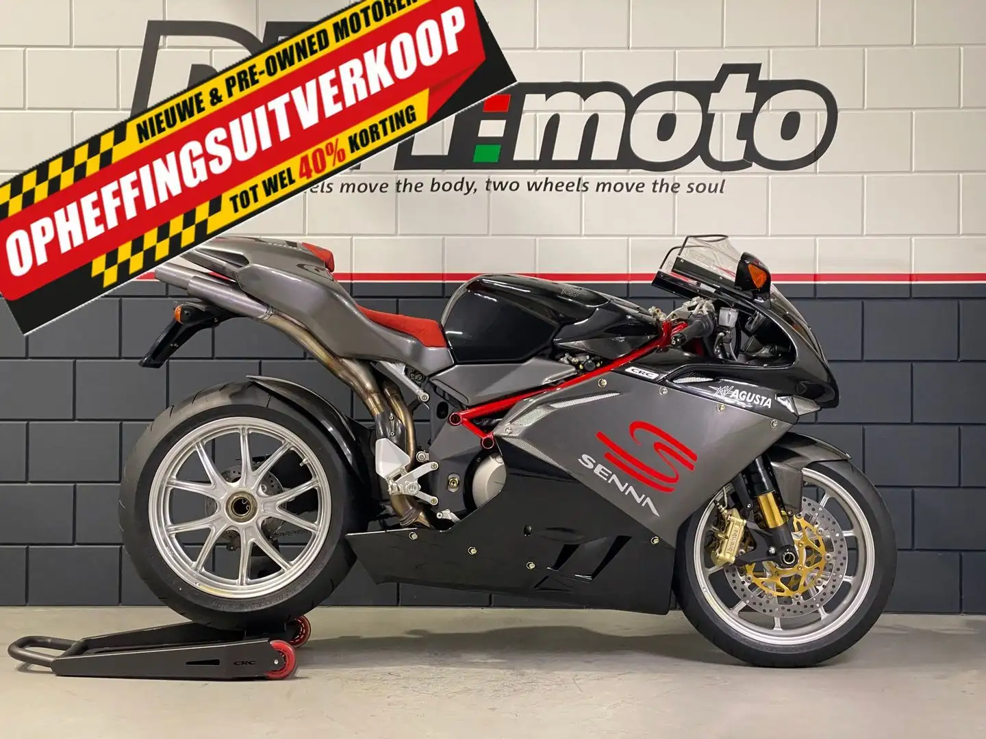 MV Agusta F4 1000 SENNA - 2