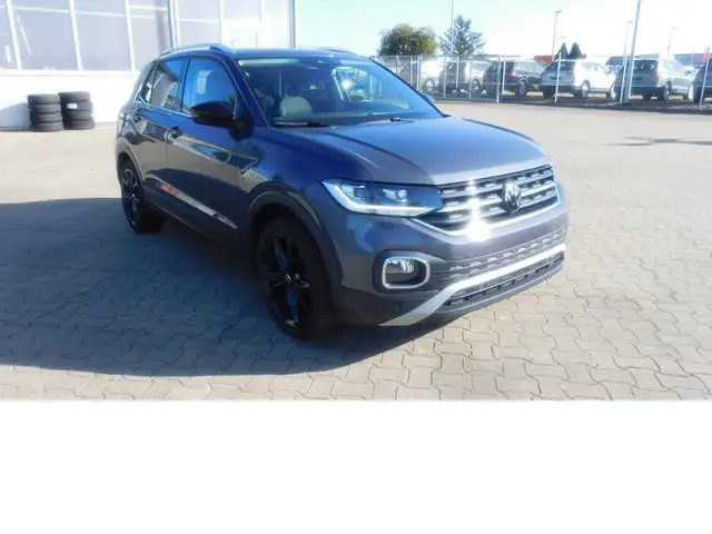Volkswagen T-Cross view 5