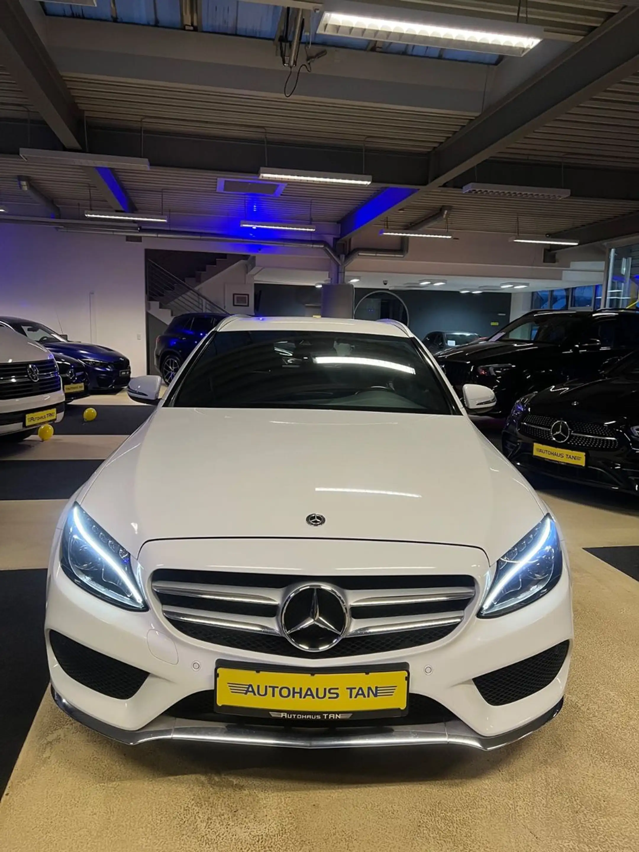 Mercedes-Benz C 350 T e Edition C AMG LINE *LED*NAVI*LEDER* — photo 2