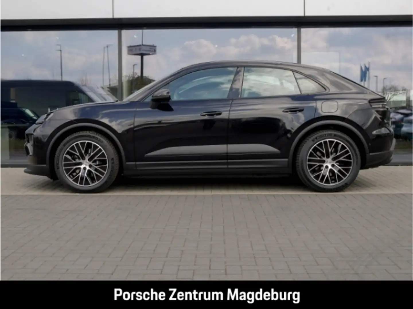 Porsche Macan 4*PANO*PASM*BOSE*INNO* Schwarz - 2