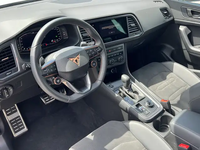 Cupra Ateca view 6