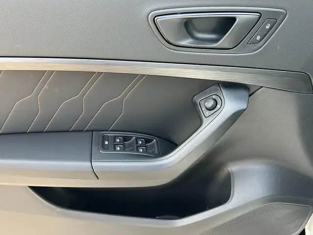 Cupra Ateca view 8