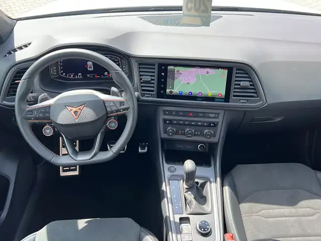 Cupra Ateca view 3