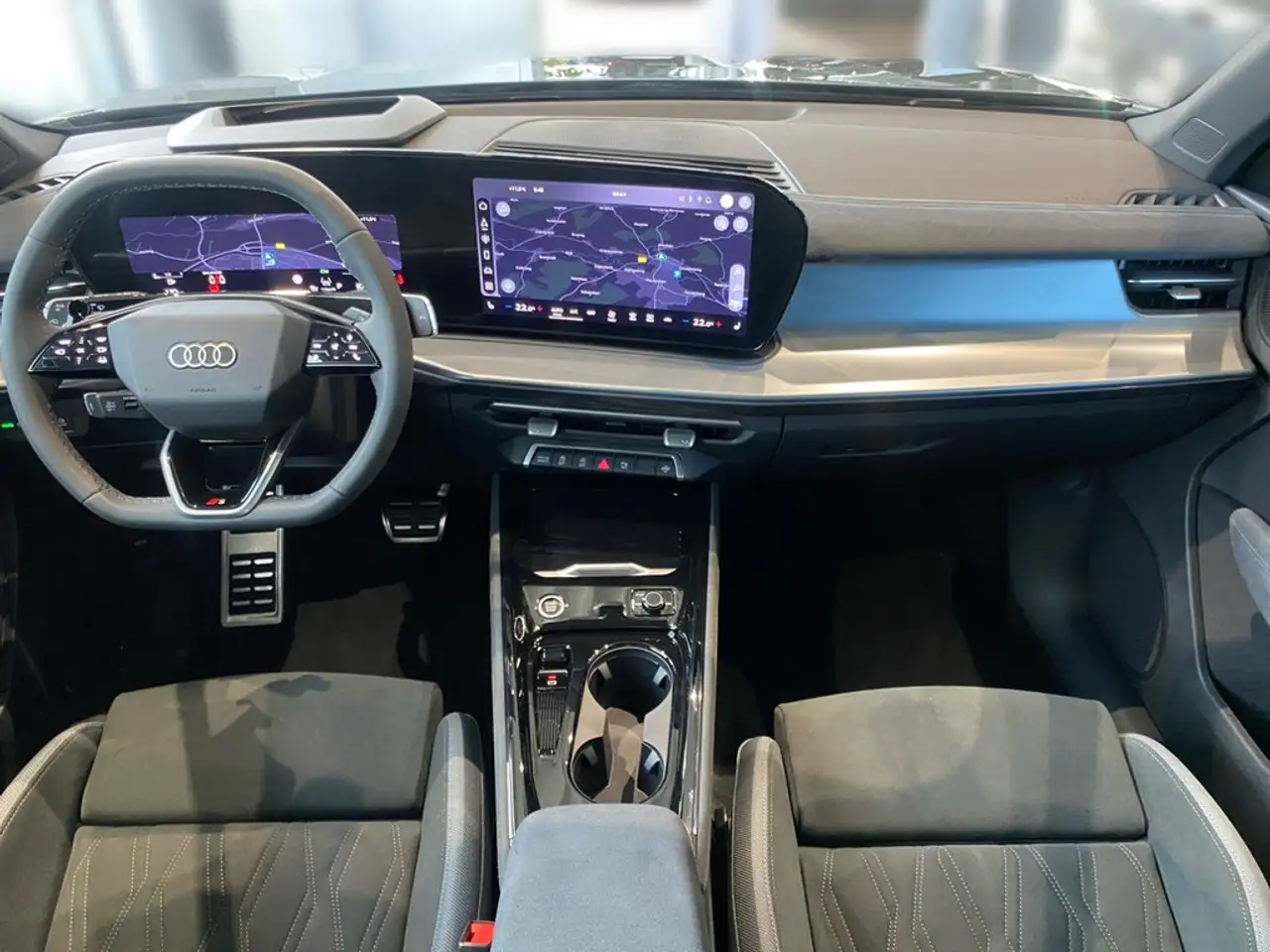 Audi Q3 TFSI quattro S line PANO+HUD+360°+ACC+SONOS+ 7
