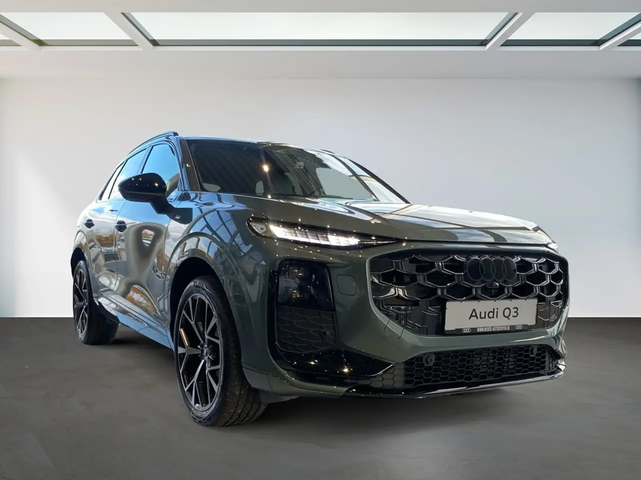 Audi Q3 TFSI quattro S line PANO+HUD+360°+ACC+SONOS+ 16