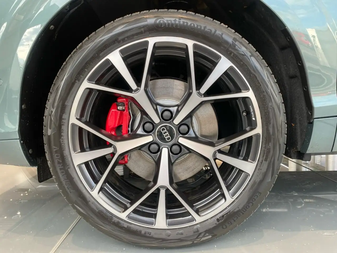 Audi Q3 TFSI quattro S line PANO+HUD+360°+ACC+SONOS+ 2