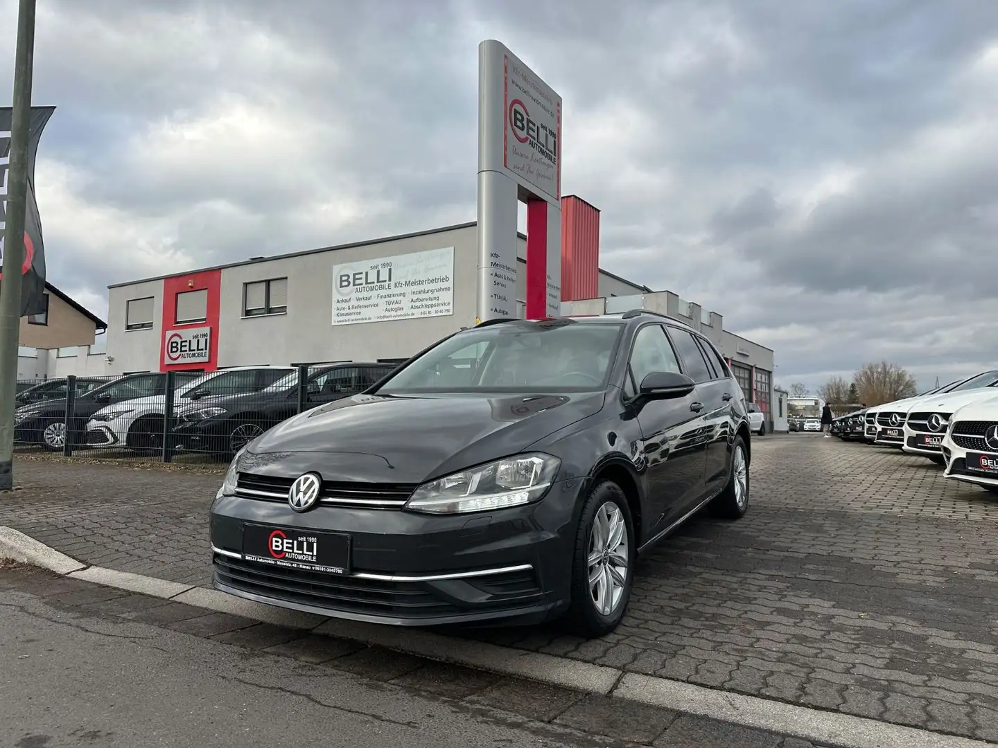 Volkswagen Golf VII Variant Comfortline DSG  FINANZIERUNG Gris - 1