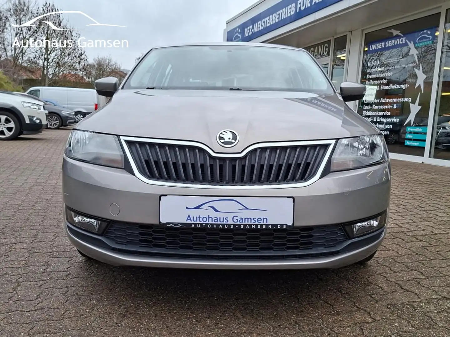 Skoda Rapid/Spaceback Spaceback 1.0 TSI Ambition AHK/Winter/ALU Beige - 2