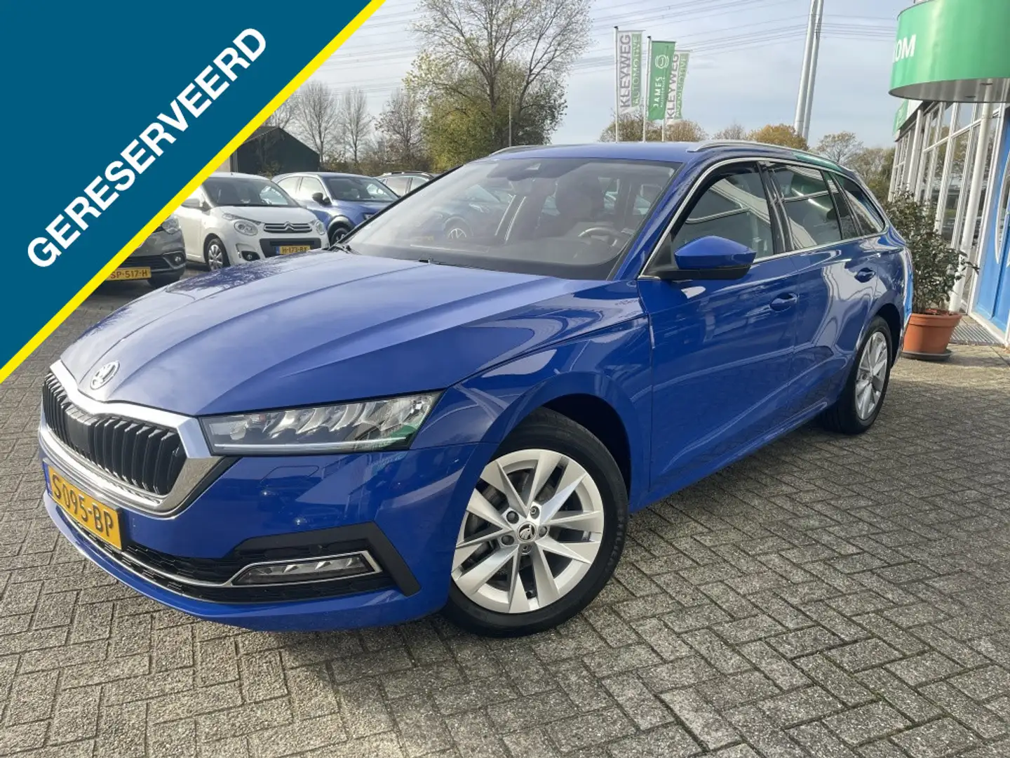 Skoda Octavia Combi 1.5 TSI Bns Ed. Plus, Carplay, Nav, Trekhaak Bleu - 1