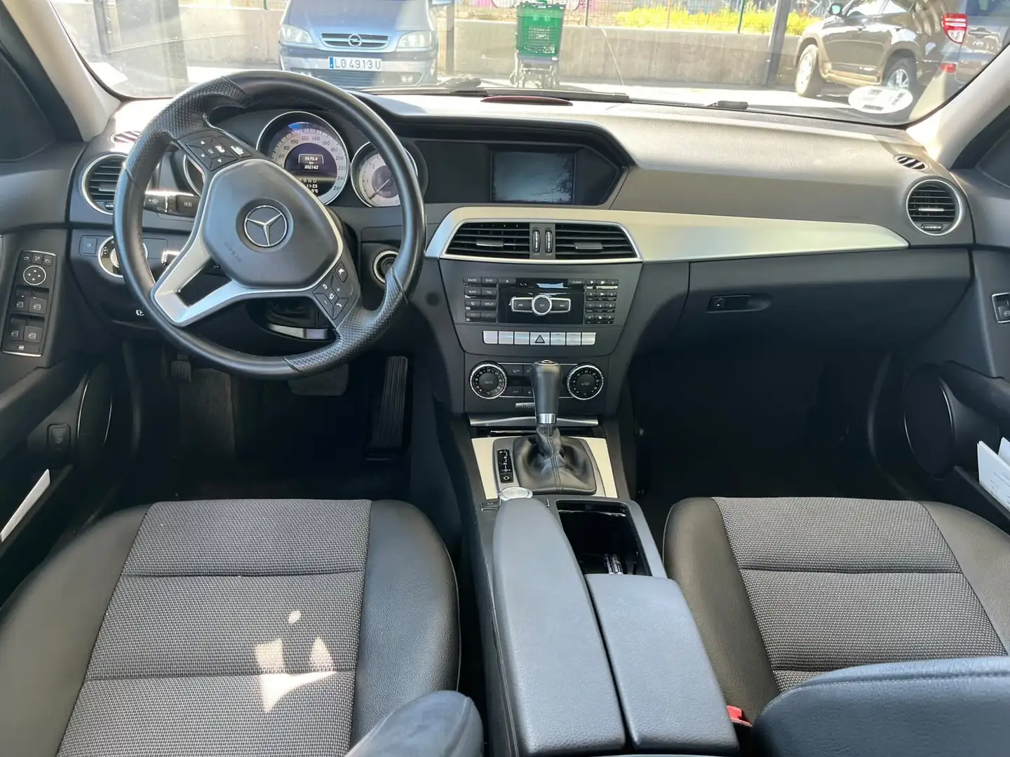 Mercedes-Benz 220 Mercedes-Benz C 220 CDI BlueEfficiency Avantgarde - 2