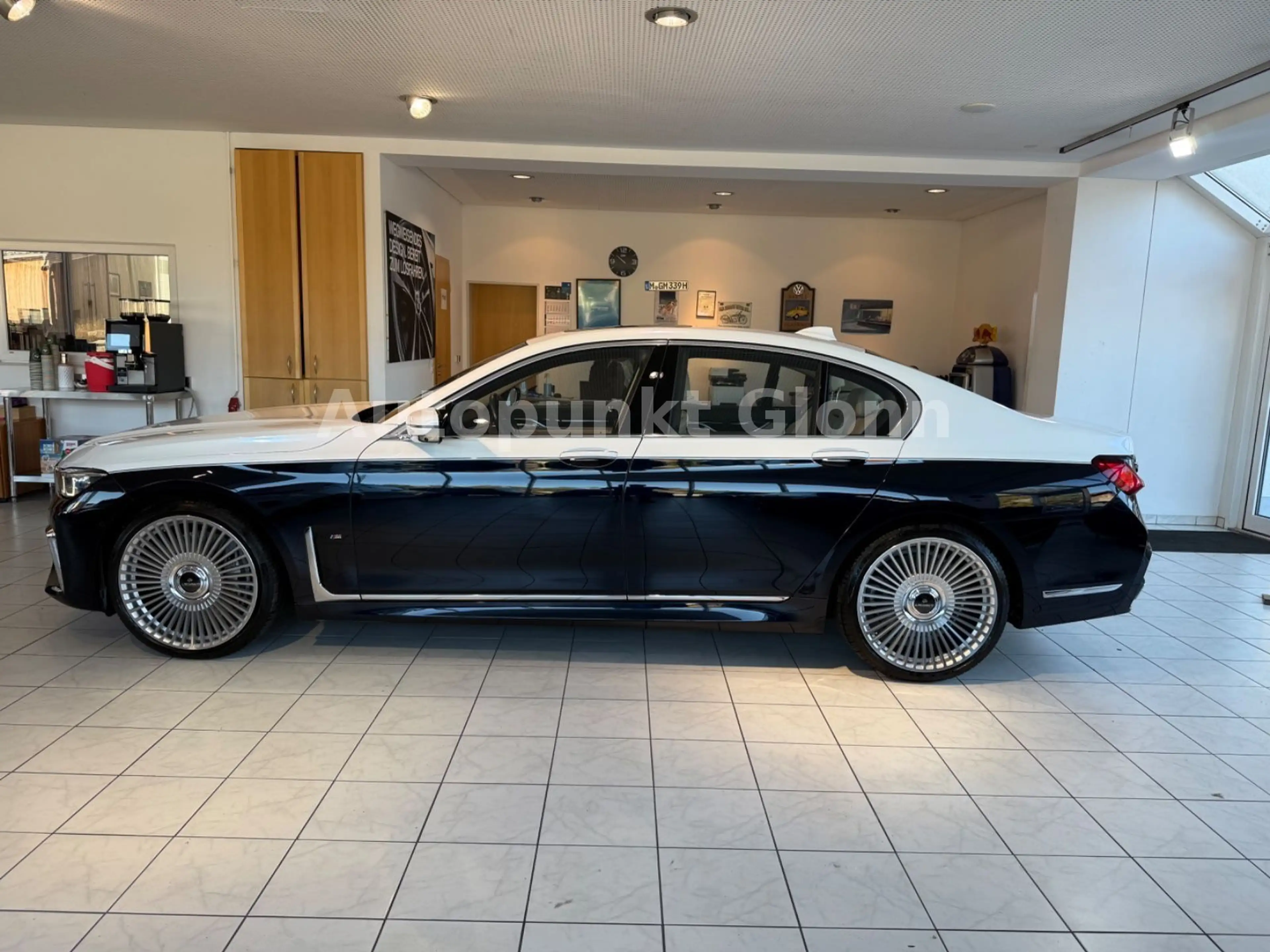 BMW 750 i xDrive|M Sport|SoftClose|Alcantara|21" — photo 5