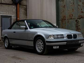 328i Worldline