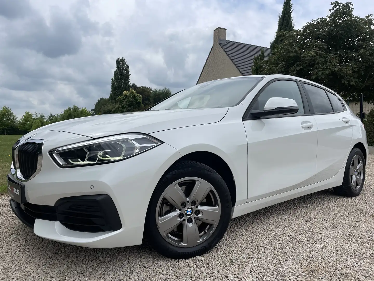 BMW 118 118i Aut.*Mod 23*69211km*Garantie*20750€ Blanc - 2