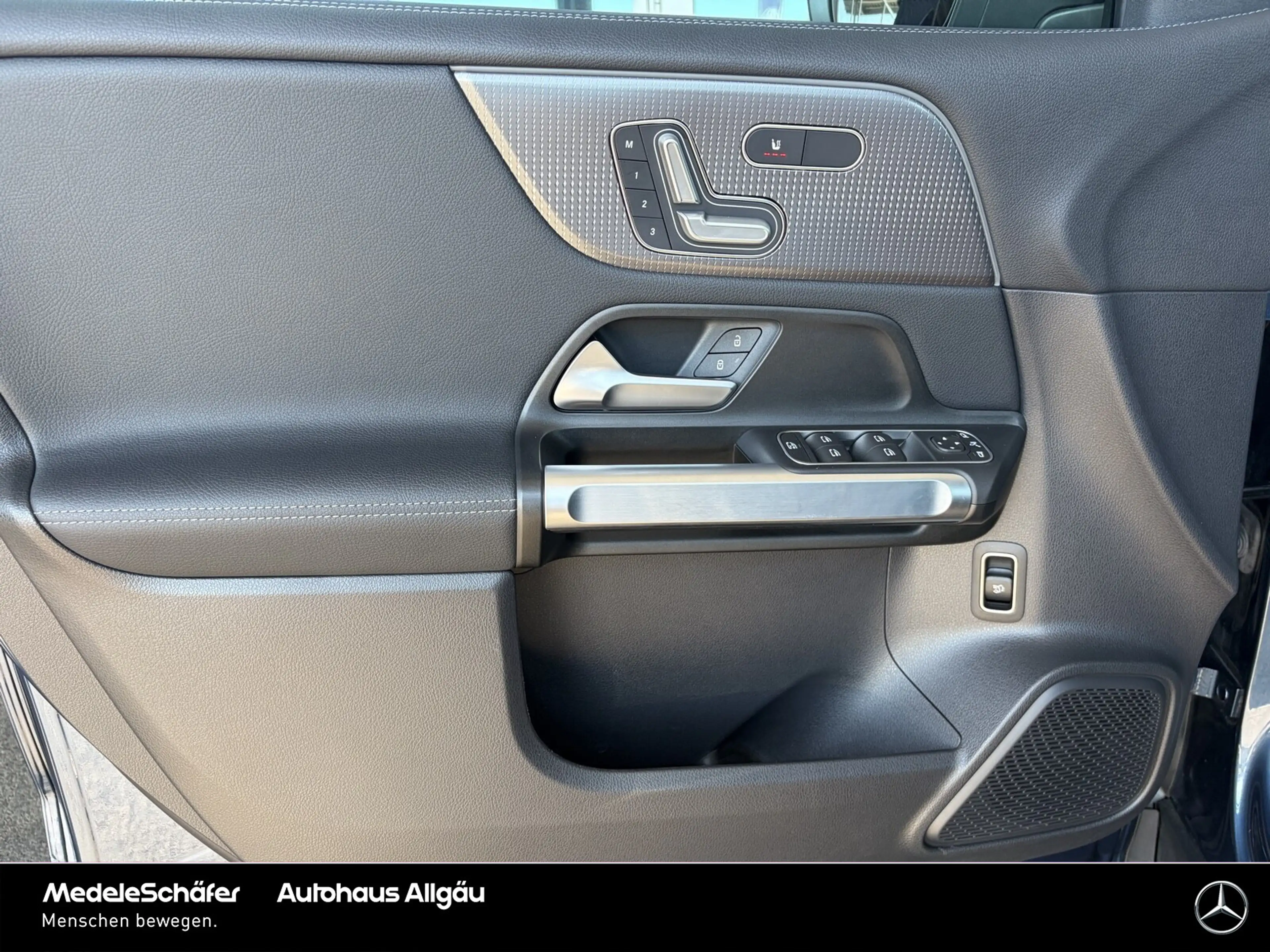 Mercedes-Benz EQB 250 EQB 250 Progressive Memo 360° Ambiente EasyPack — photo 11