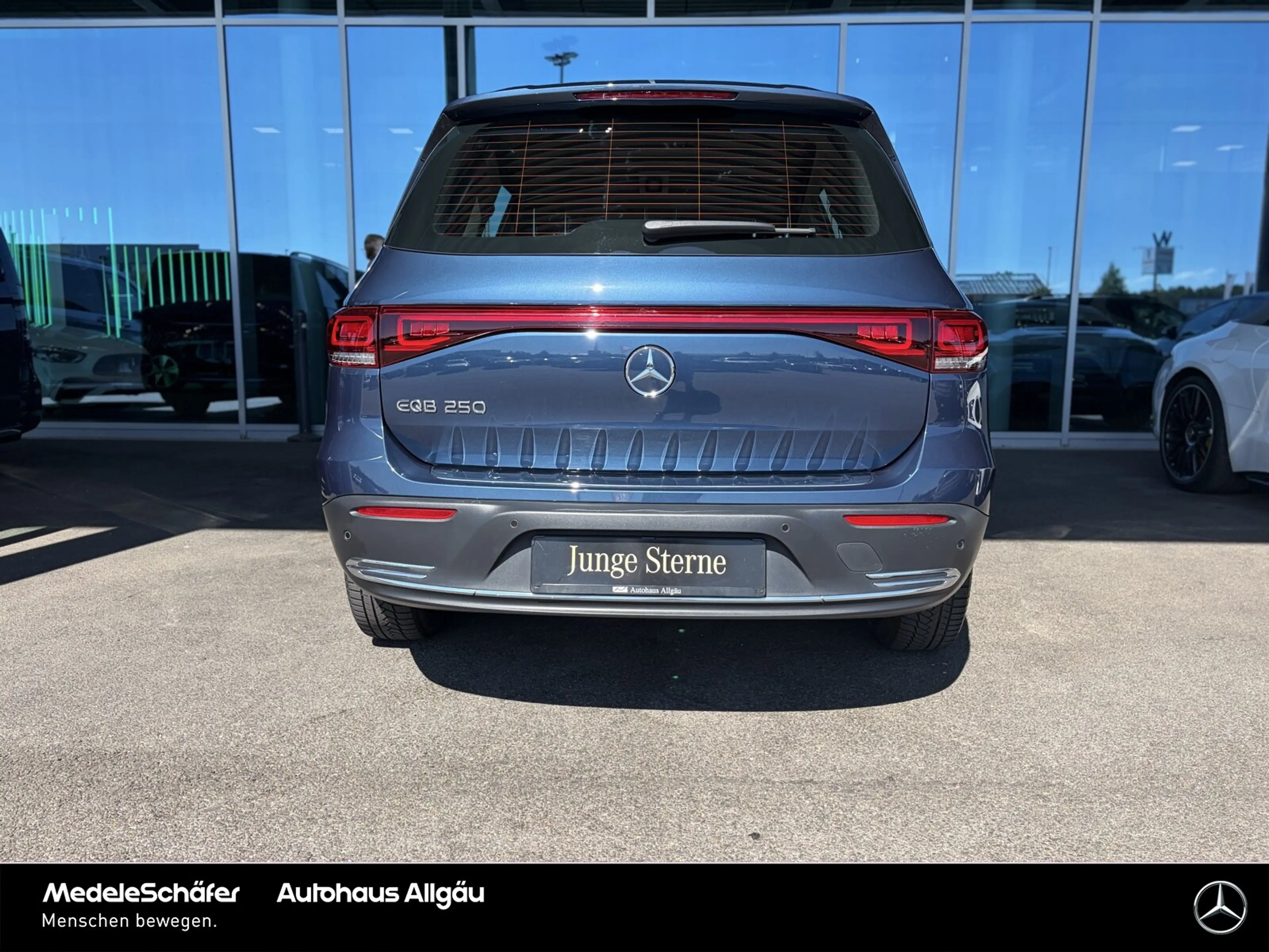 Mercedes-Benz EQB 250 EQB 250 Progressive Memo 360° Ambiente EasyPack — photo 7