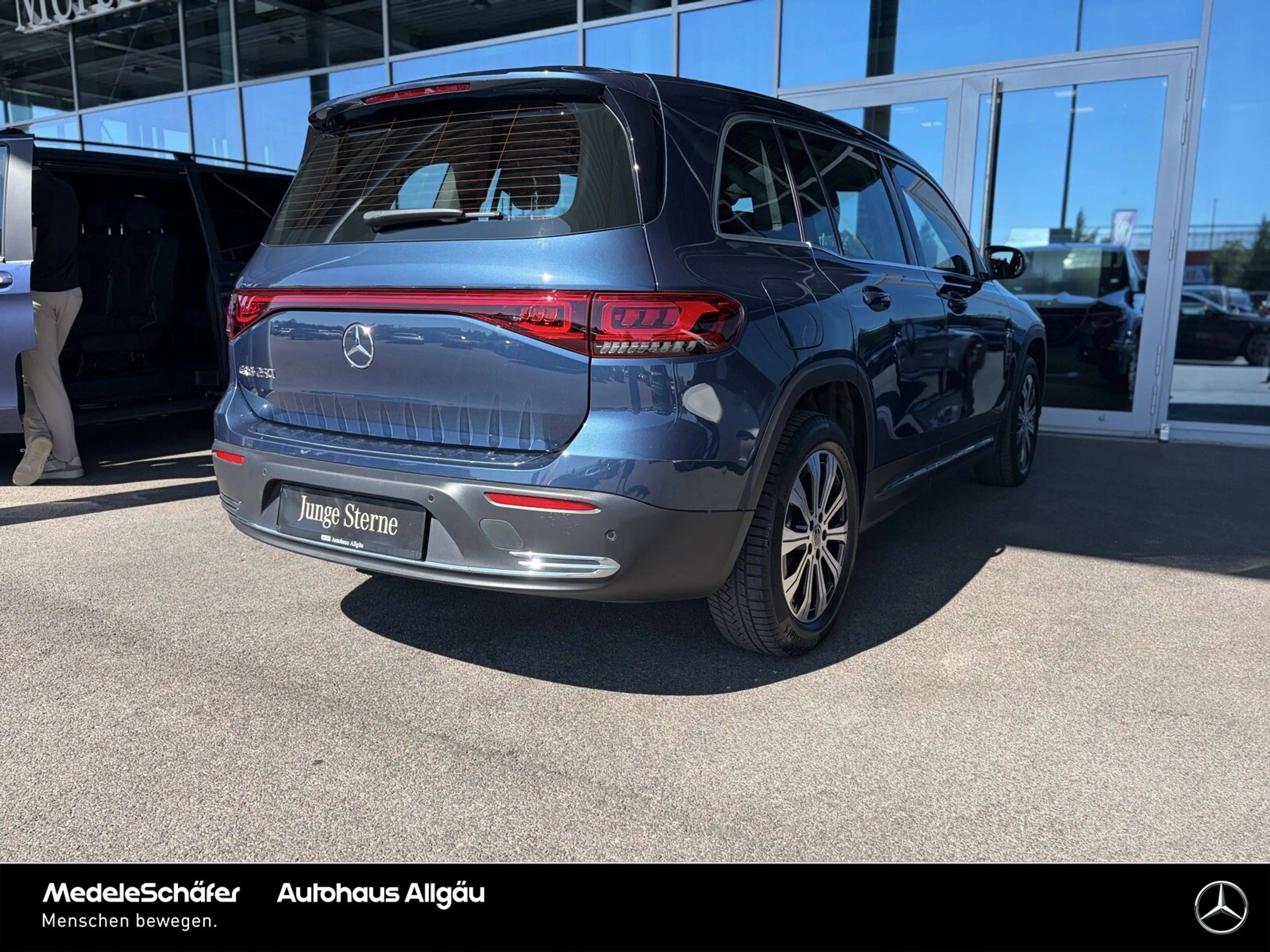 Mercedes-Benz EQB 250 EQB 250 Progressive Memo 360° Ambiente EasyPack — photo 8
