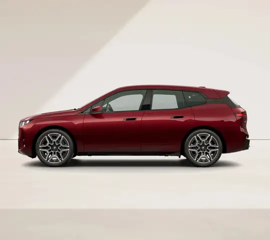 BMW Ix view 10
