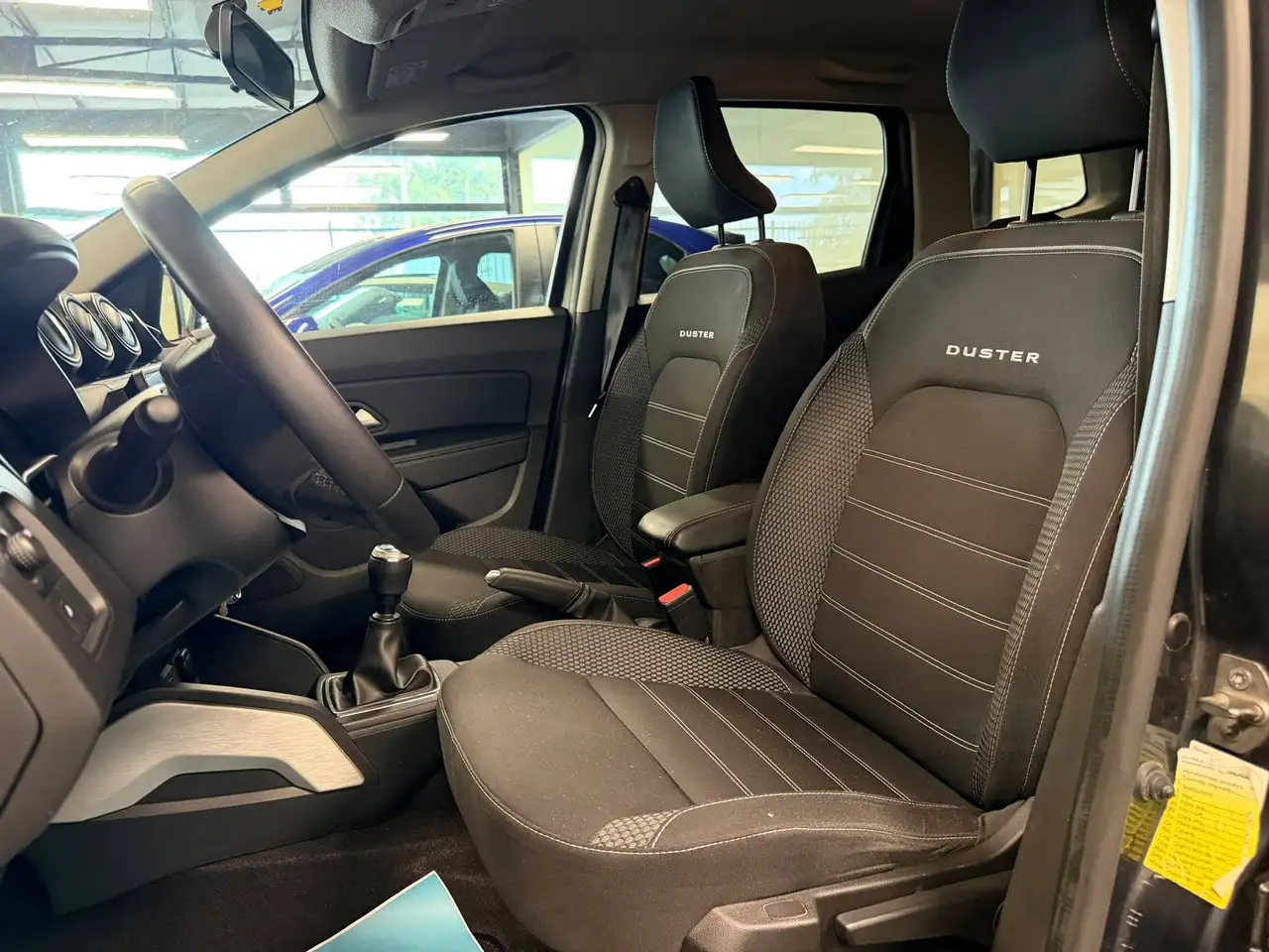 Dacia Duster 1.0 tce Comfort 4x2 90cv, миниатюра 7