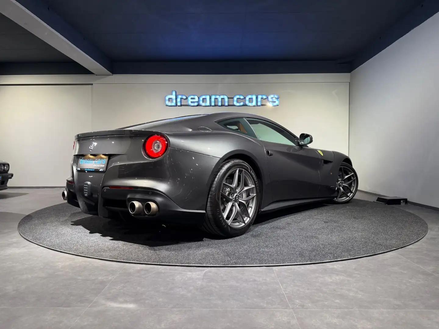 Ferrari F12 Berlinetta / Beifahrerdisplay / Carbon / JBL / Gri - 2