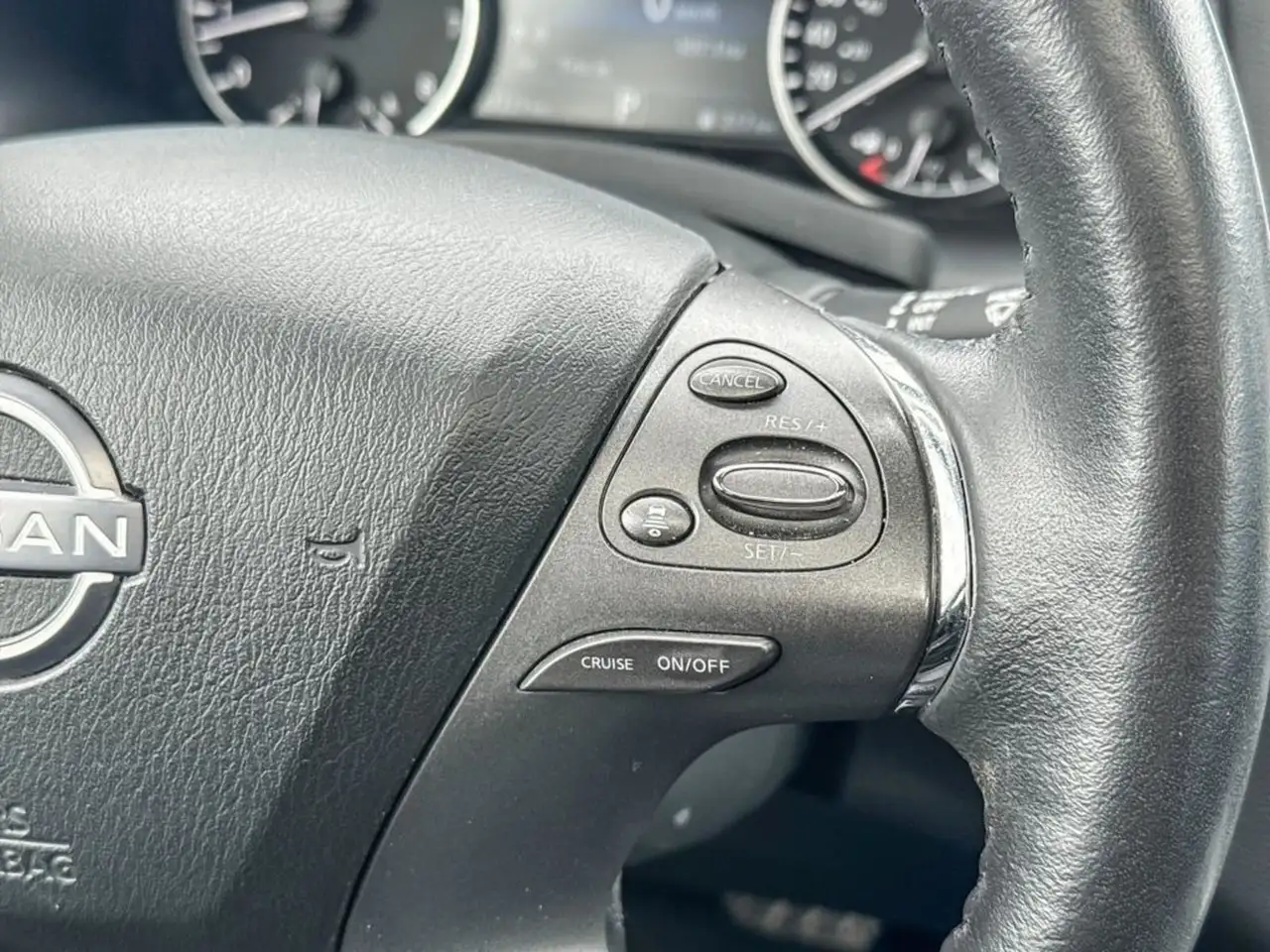 Nissan Murano снимка Nissan Murano