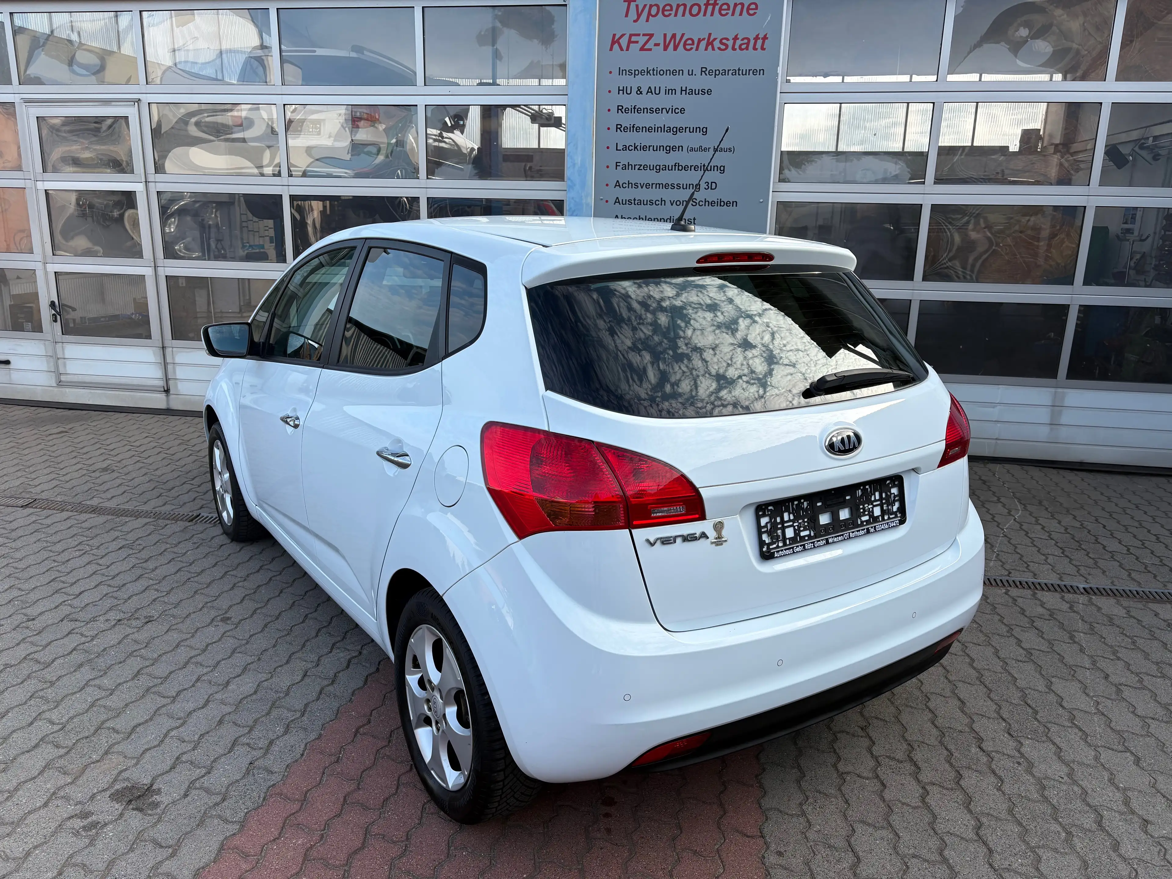 Kia Venga 1.4 , Sitzheizung, USB, AUX, HU/AU neu — photo 7