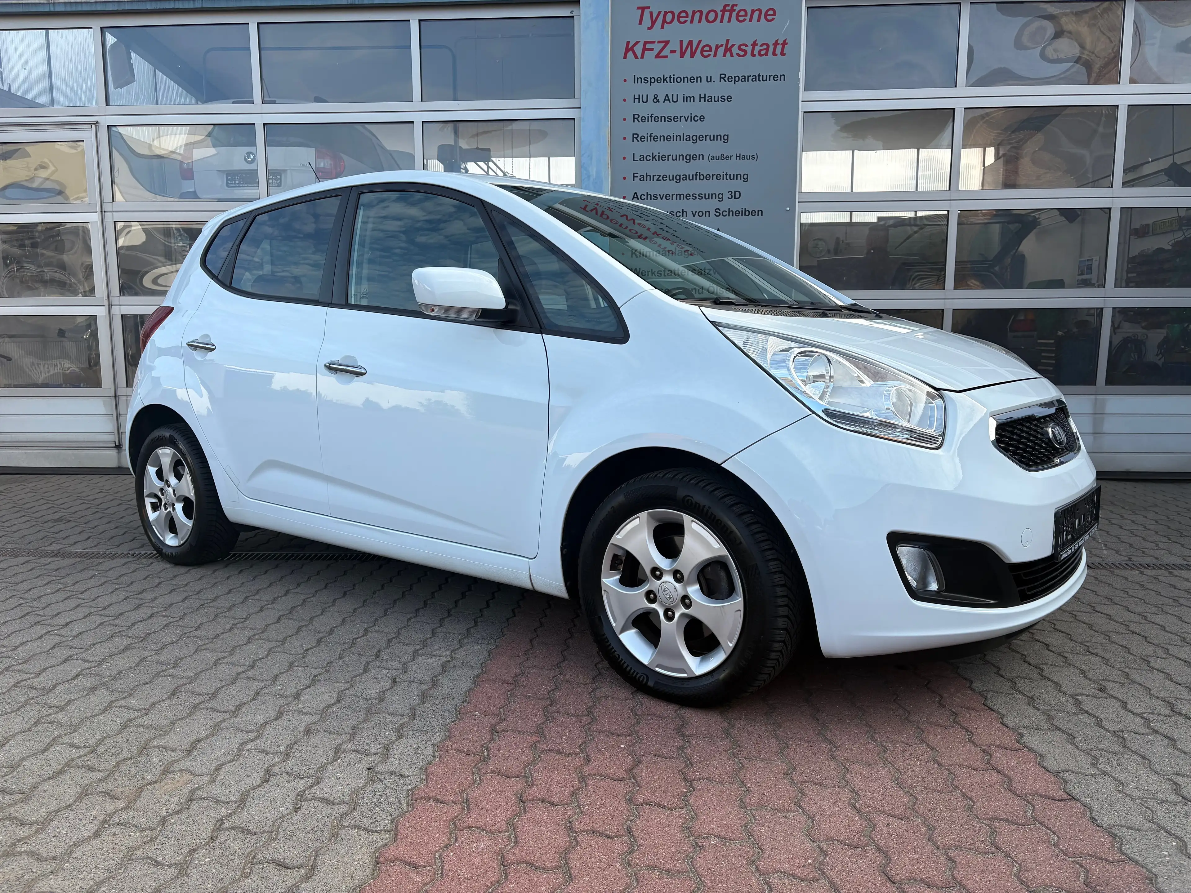Kia Venga 1.4 , Sitzheizung, USB, AUX, HU/AU neu — photo 2