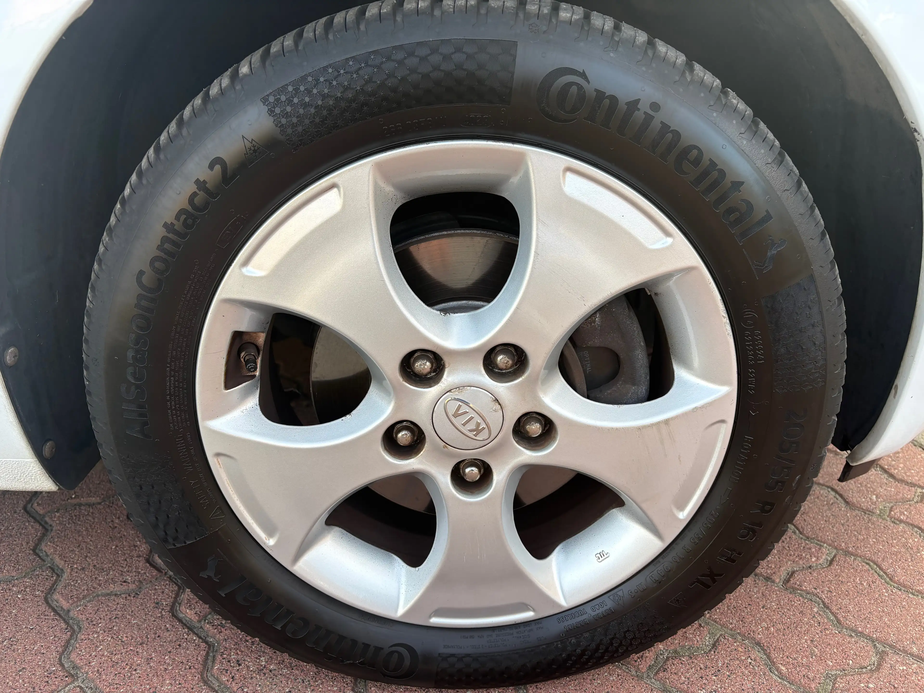 Kia Venga 1.4 , Sitzheizung, USB, AUX, HU/AU neu — photo 15