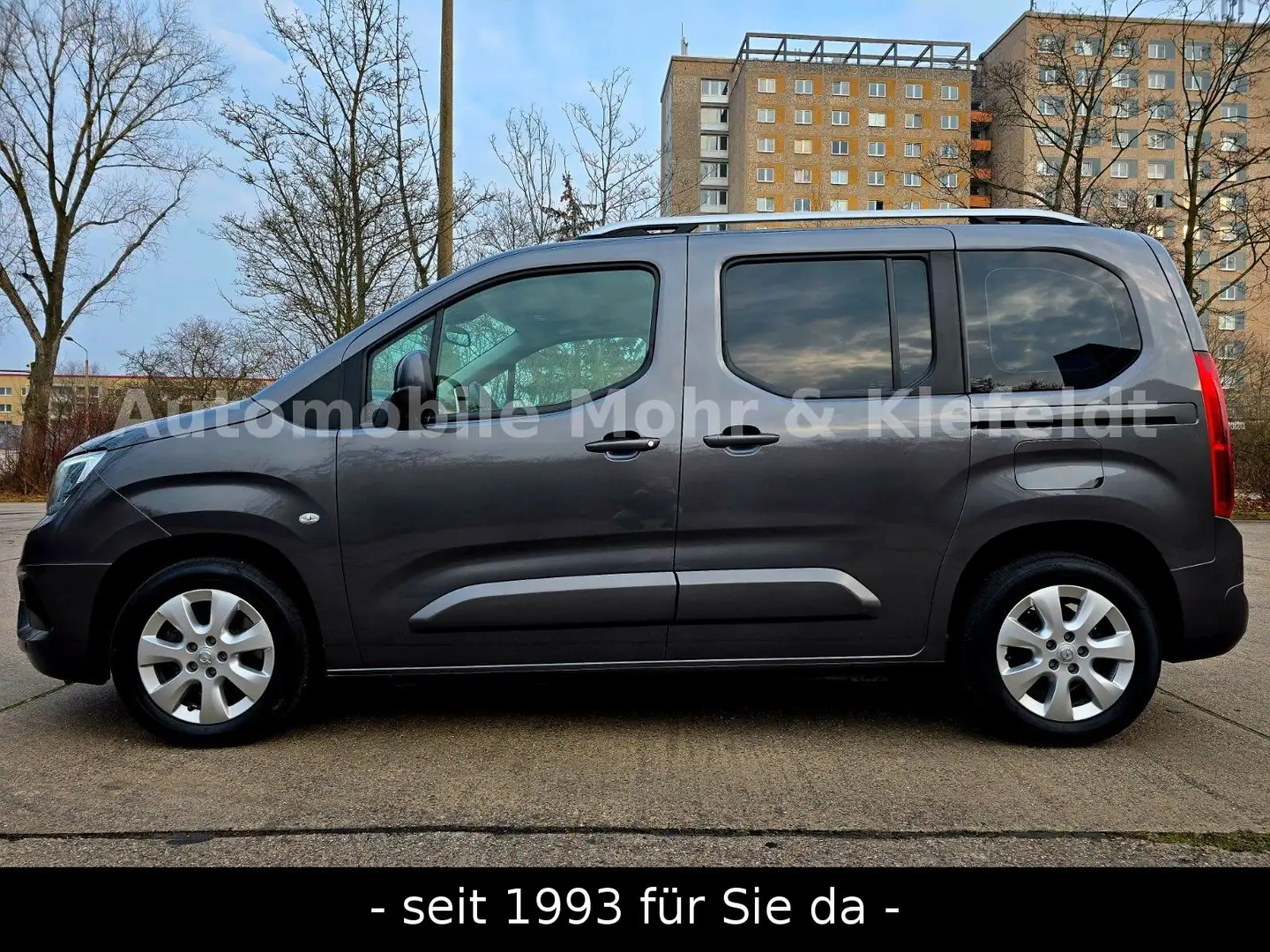 Opel Combo Life *FRONT*LANE*SIGN*LHZ*SHZ*GRA*QI*CAM* Šedá - 1