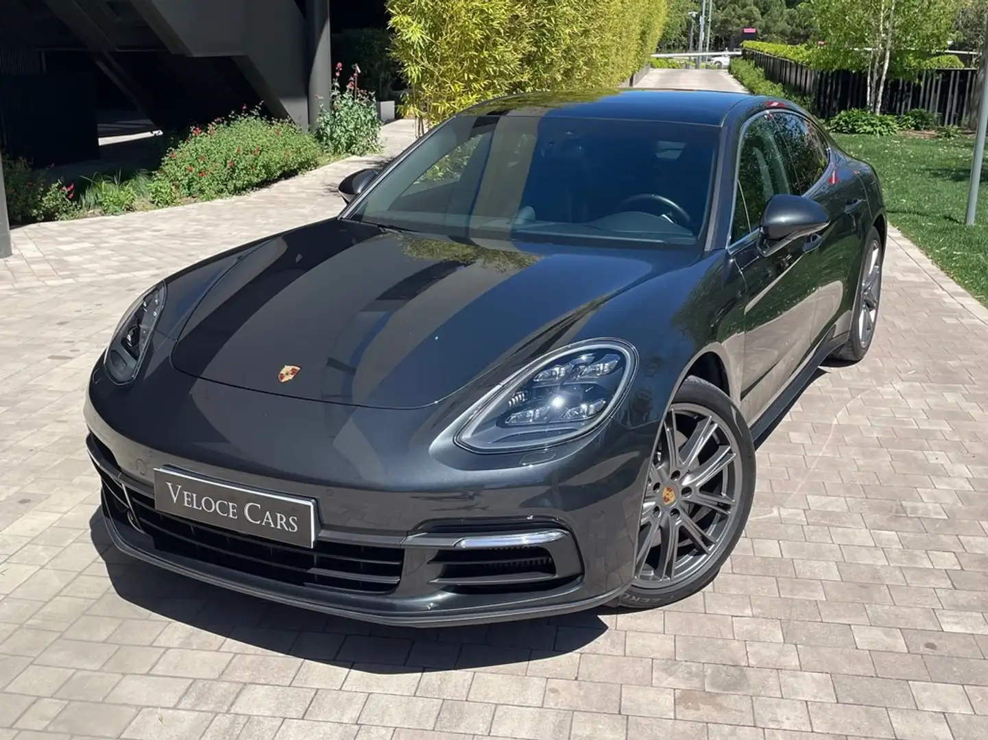 Porsche Panamera 4 e-Hybrid Executive Gris - 1