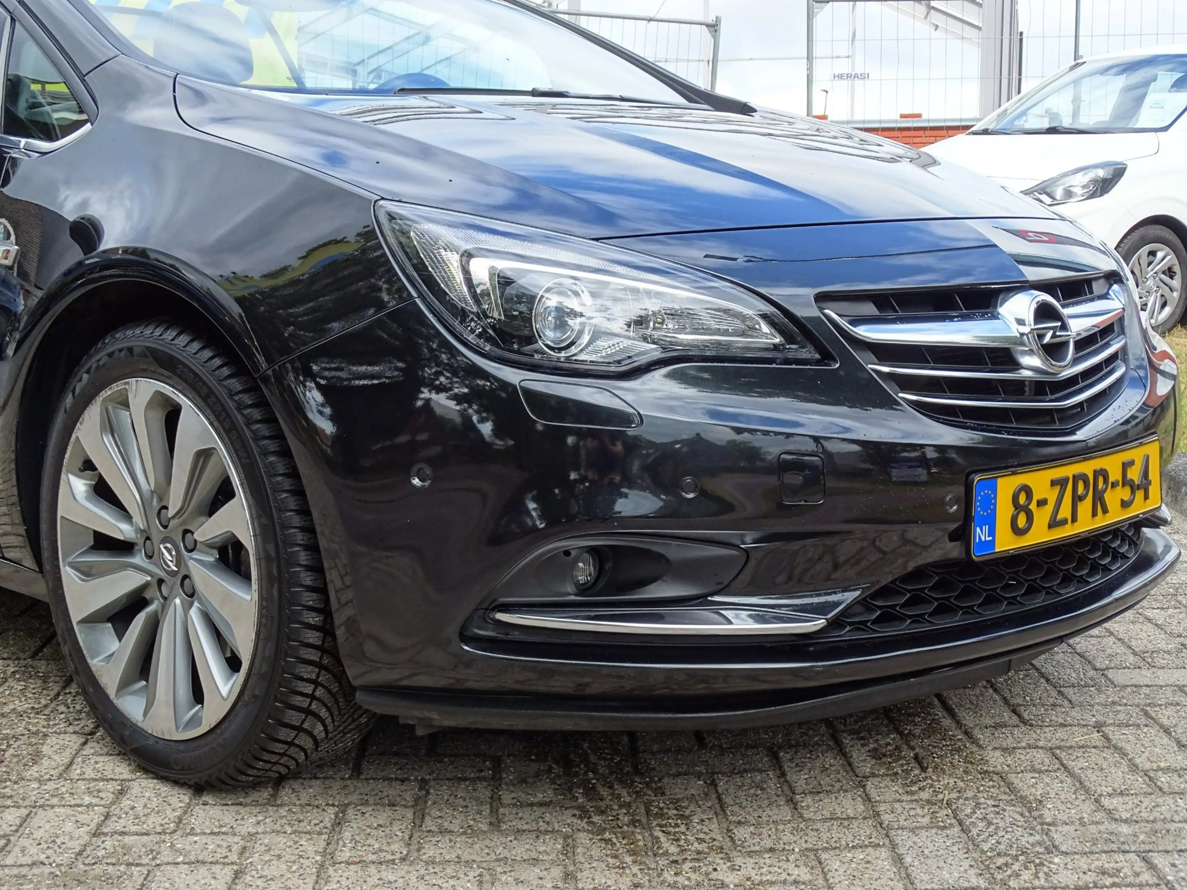 Opel Cascada 1.4 Turbo ecoFLEX Cosmo|Leder|Camera|All Season — photo 6