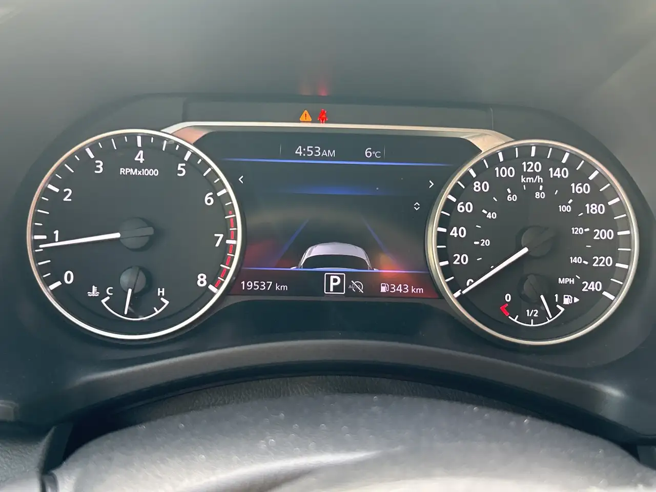 Nissan Sentra снимка Nissan Sentra