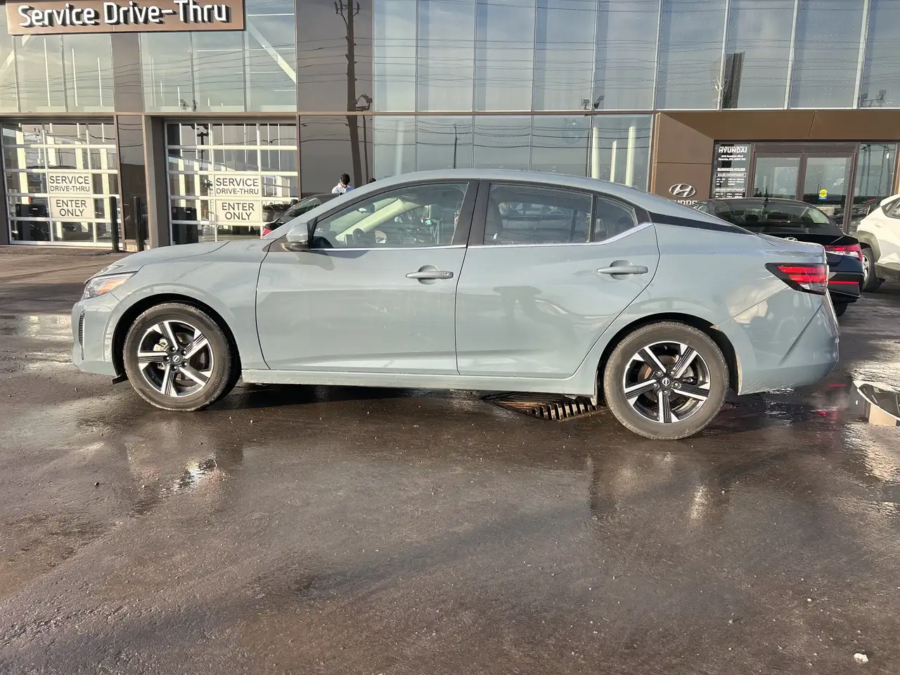 Nissan Sentra снимка Nissan Sentra