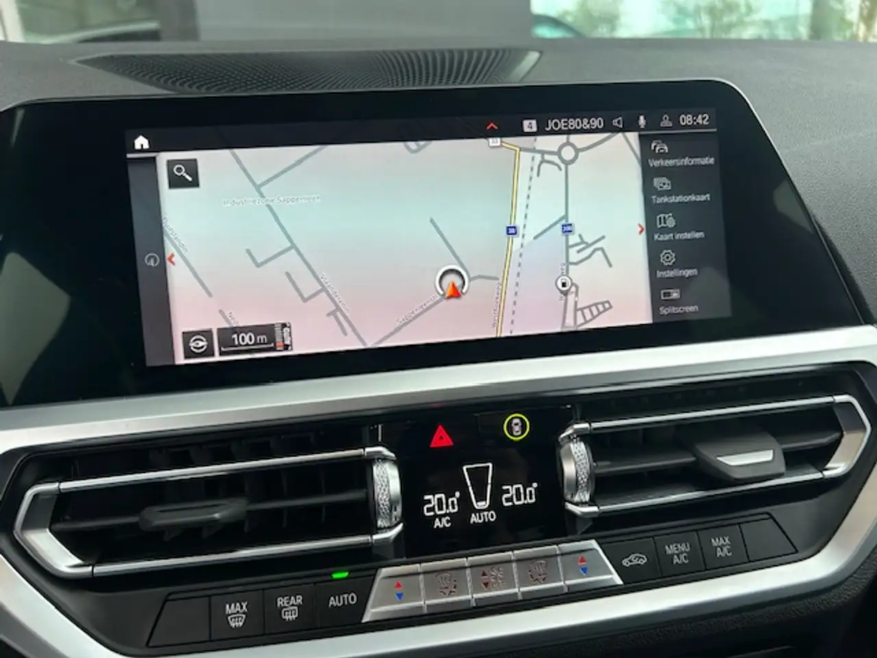 BMW 318 iA Touring M Sport / GPS + / Carplay / LED / Trekhaak / 18" / Black Pack 11